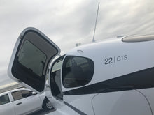 Load image into Gallery viewer, Cirrus SR22/SR20 Kit Plane Tint